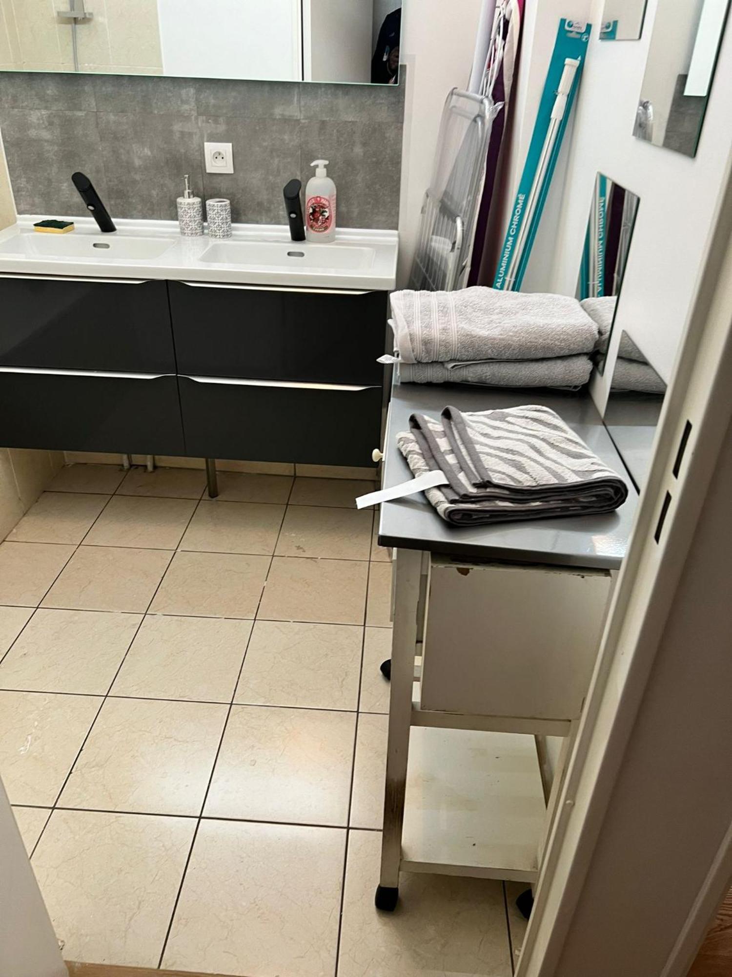 Appartement 5Min Gare Rer Disneyland Paris Val D'Europe La Vallee Village Parking Inclus Montévrain Esterno foto